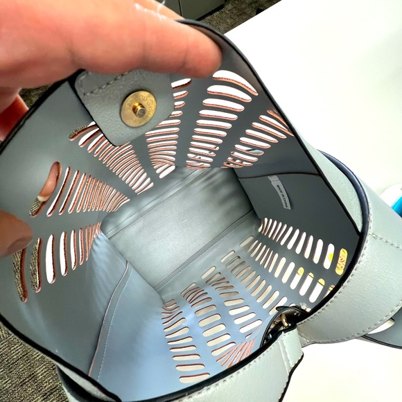 Bag in a Bag (Includes 3 Clutches inside) - Picture 6 of 15